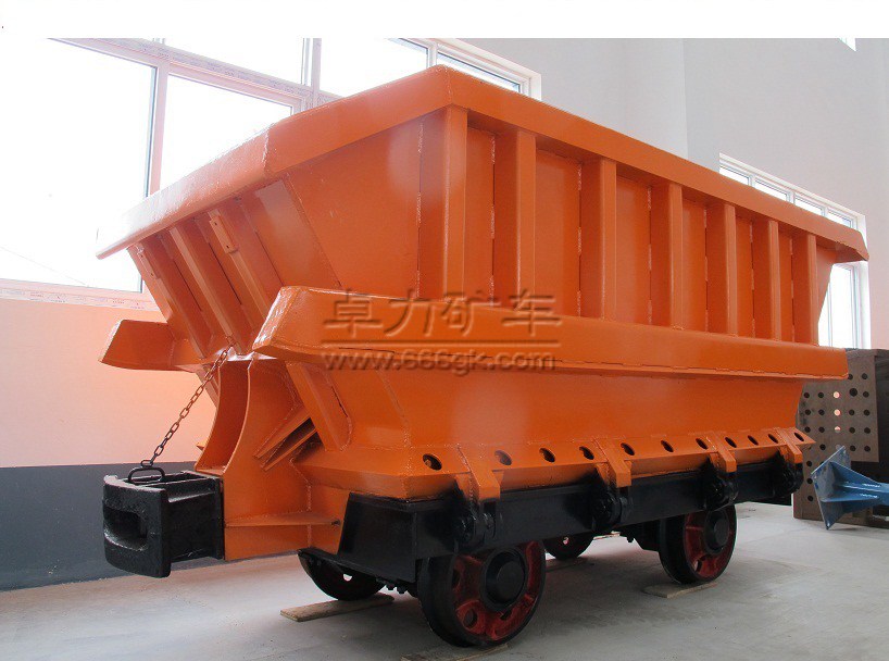 6立方底卸式礦車(chē) 6立方底卸式礦車(chē)