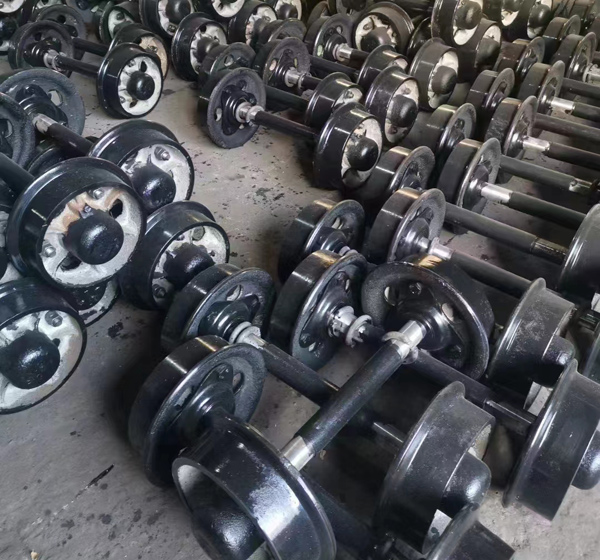 礦車(chē)用狂車(chē)輪對(duì) 礦車(chē)用狂車(chē)輪對(duì)